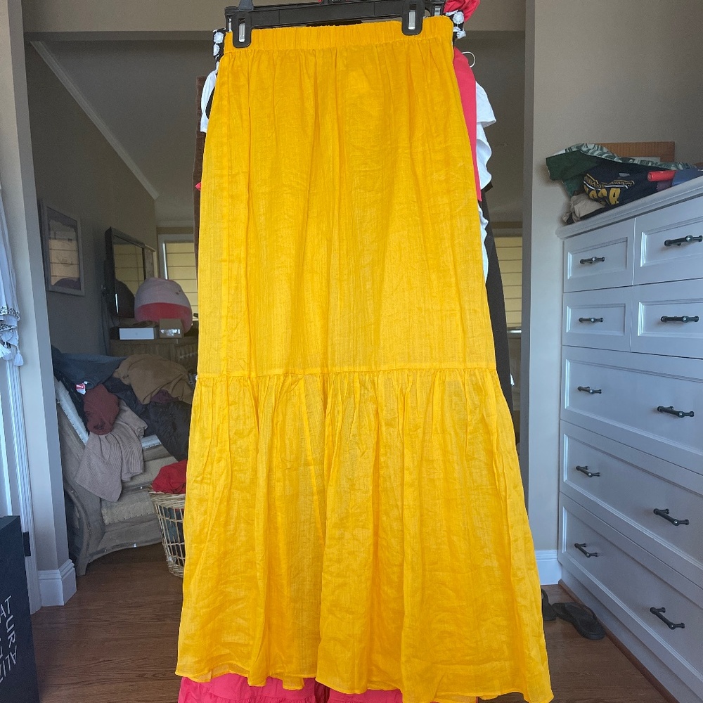 Yellow tiered, cotton skirt, banana republic